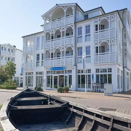 Apartment Moderne Mit Balkon Und Wlan In
